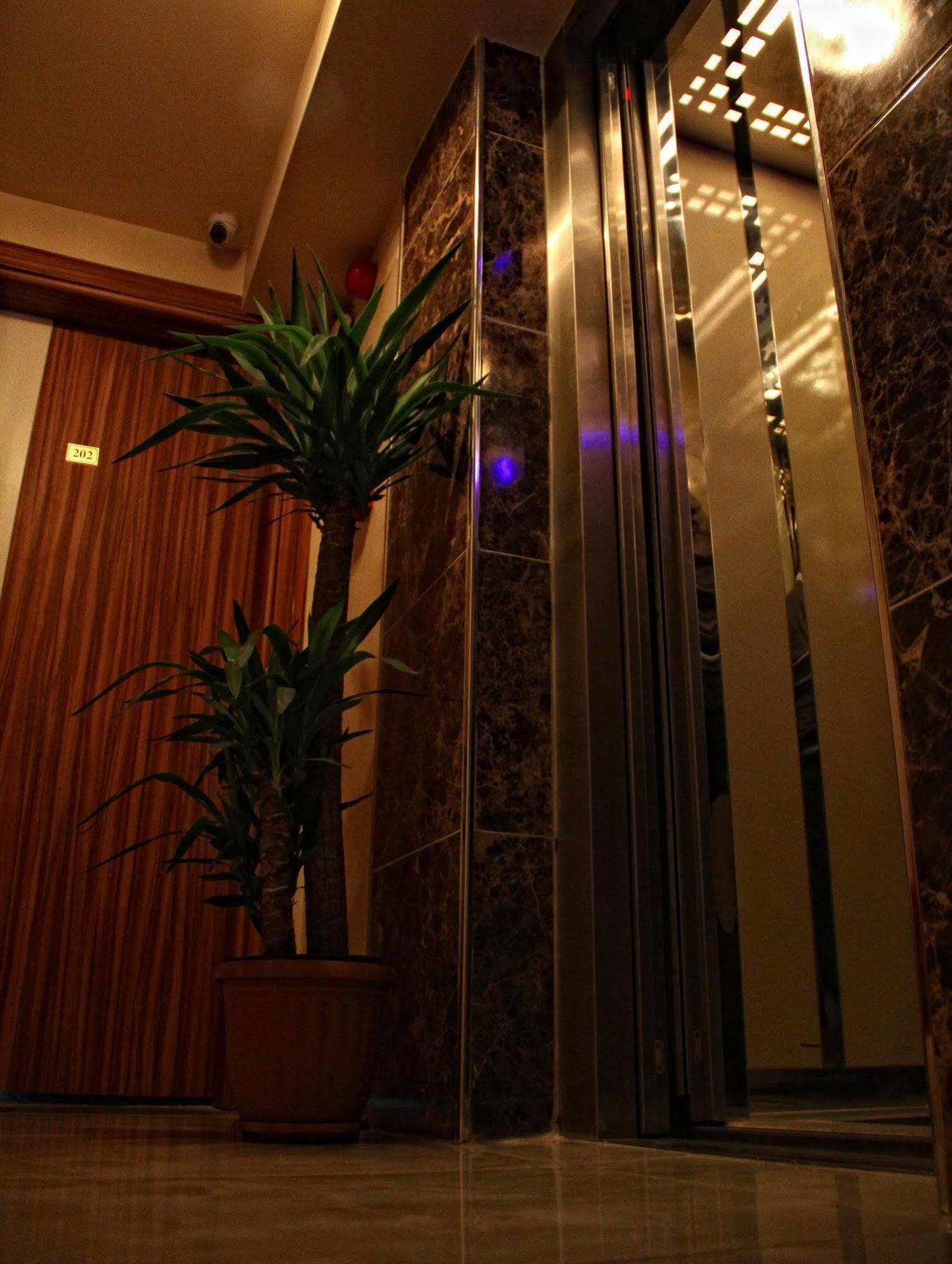 Hotel Life Room Estambul Exterior foto